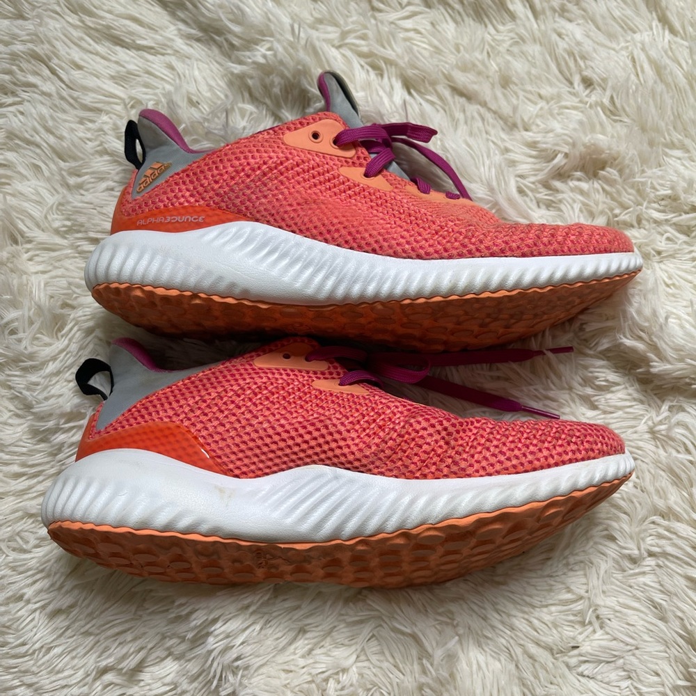 Alpha bounce adidas shoe